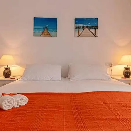 797 - Piso 4 Con Amplia Terraza Al Jardin Y Al Mar Lejlighed